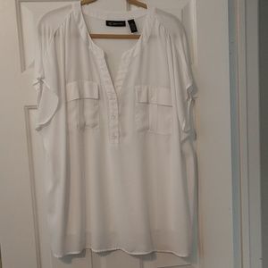 White short sleeve blouse